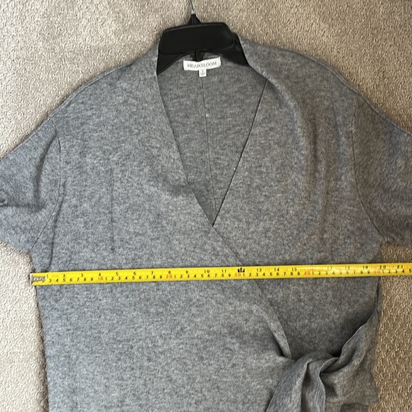 Heartloom wrap sweater - Picture 8 of 8